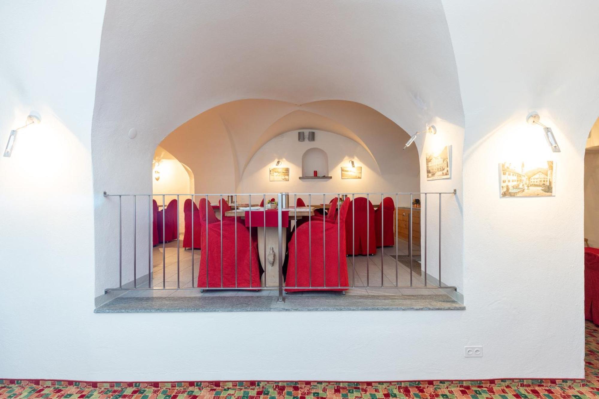 Palazzo Mysanus Samedan Hotel Exterior photo
