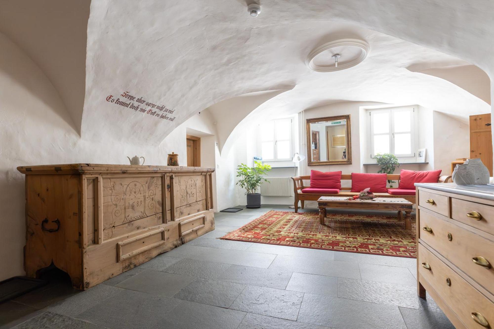 Palazzo Mysanus Samedan Hotel Exterior photo