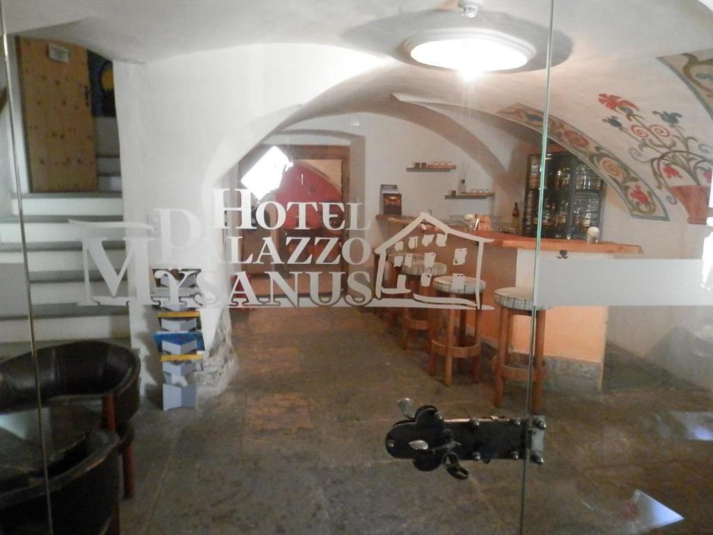 Palazzo Mysanus Samedan Hotel Exterior photo